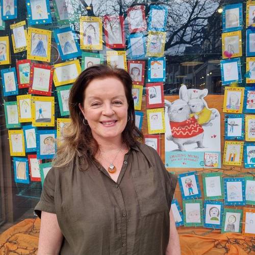 Ilkley Celebrates Amazing Mums with Window Display Network Leeds
